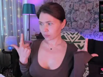 Adult Webcam with MyLittlegi - Bongacams