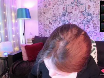 Free Live Porn with MyLittlegi - Bongacams