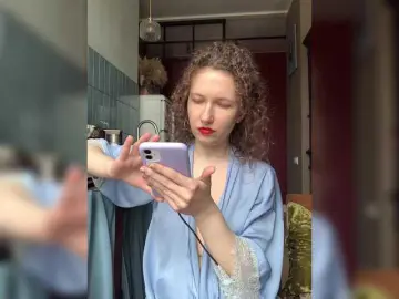 Nude Webcam with LoveLama - Bongacams