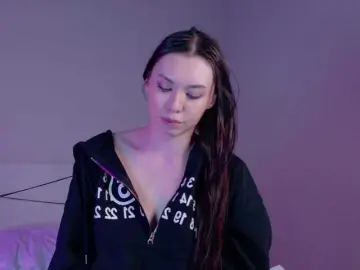 Live Sex Cam with gwenonline - Bongacams