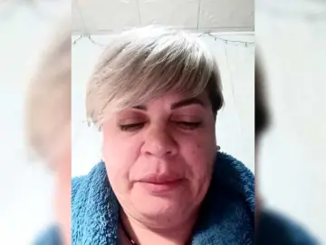 Live Sex Cam with murr-kitty - Bongacams