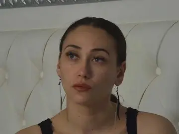 Free Live Porn with AliceMunro - Bongacams