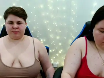 Live Sex Cam with BeckyAndEllen - Bongacams