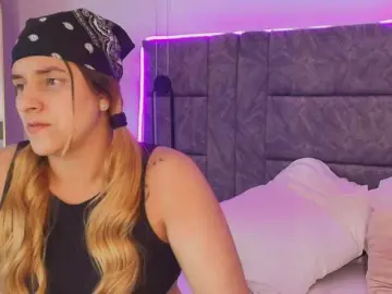 Watch Live Sex Cams with dakotra-megan - Bongacams