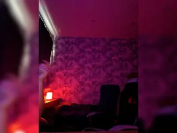 Watch Live Sex Cams with HenryVeknov - Bongacams