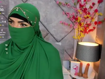 Free Porn Cam with naylaa- - Bongacams