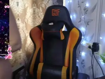 Live Sex Cam with Veta-konfeta - Bongacams