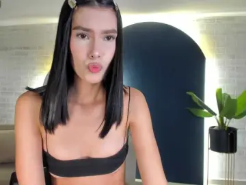 Adult Webcam with NiaSalvatore - Bongacams