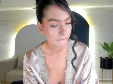 Live Porn with NiaSalvatore - Bongacams