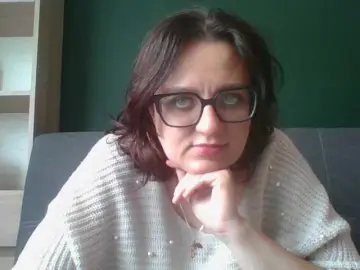 Adult Webcam with sensualParis - Bongacams