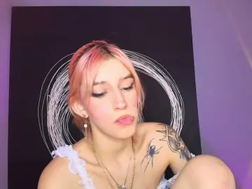 Sex Cam with AlannaViera - Bongacams