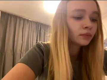 Live Sex with HerminiaLanting - Bongacams