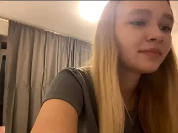 Adult Webcams with HerminiaLanting - Bongacams