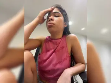 Live Sex with LeiaStone - Bongacams