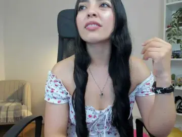 Watch Live Sex Cams with summerevans - Bongacams