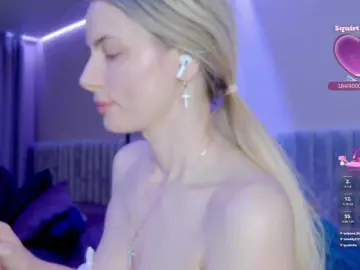 Adult Webcams with Monika-22 - Bongacams