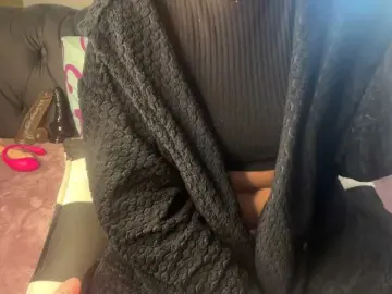 Live Sex with SexyBaddie - Bongacams