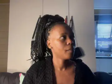 Live Sex with SexyBaddie - Bongacams