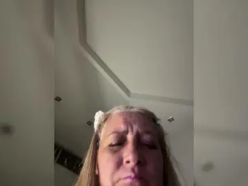 Adult Webcam with Eva-Bella - Bongacams