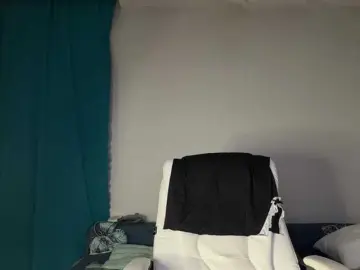 Watch Live Sex Cams with Eva-Bella - Bongacams