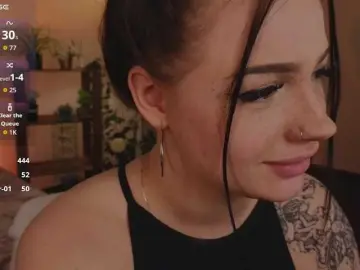 Live Sex Cam with LisaAndDenis - Bongacams