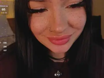 Free Live Porn with LisaAndDenis - Bongacams