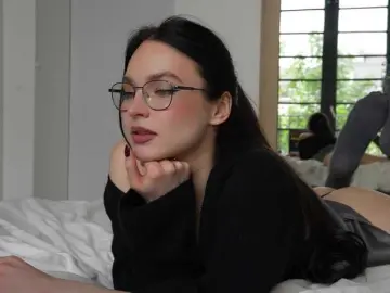 Live Sex Cam with Merrimarina - Bongacams