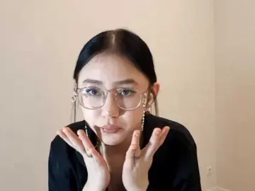 Best live sex cam show with MyrleHenggeler - Bongacams