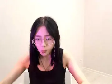 Adult Video Chat with MyrleHenggeler - Bongacams