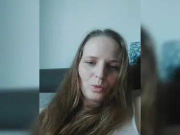 Free Live Porn with Lulu-Erotica - Bongacams
