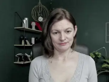 Best live sex cam show with mrsVivian - Bongacams