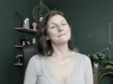 Live Porn with mrsVivian - Bongacams