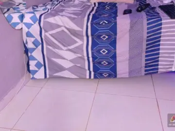 Live Sex Cam with ebonydreams01 - Bongacams