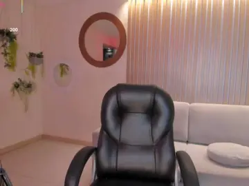 Watch Live Sex Cams with BellaCarteer - Bongacams