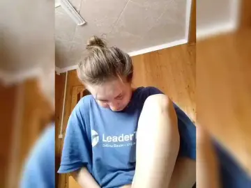 Private Sex Chat with BarbiGirla - Bongacams