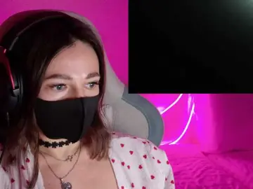 Nude Webcam with NightMint - Bongacams