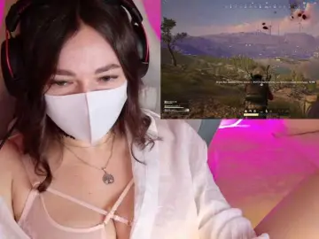 Adult Webcam with NightMint - Bongacams