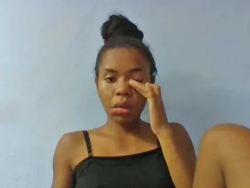 Live Porn with Emelie1a - Bongacams