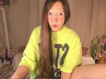 Free Porn Cam with Cute-Lolly - Bongacams