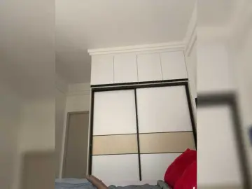 Sex Cam with HornyBigAss - Bongacams