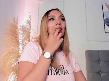 Sex Cam with Arianne-ferrer - Bongacams