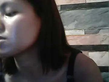 Watch Live Sex Cams with flowerhairypinay - Bongacams