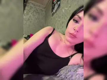 Best Webcam with Nata17-1 - Bongacams