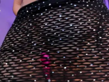 Watch Live Sex Cams with BellaConnor - Bongacams