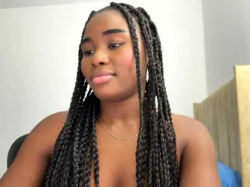 Free Porn Cam with Girlstrong - Bongacams