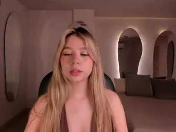 Sex Chat with TiffannySins - Bongacams