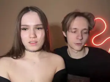 Live Sex with titsDestroy2008 - Bongacams