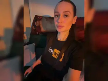 Adult Webcams with OriginalHOOLi - Bongacams