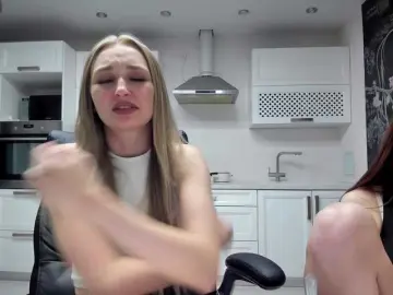 Nude Webcam with busenok - Bongacams