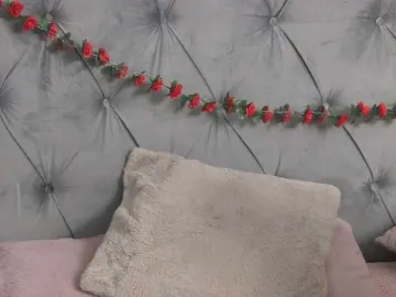 Sex Cam with LolaButtie - Bongacams